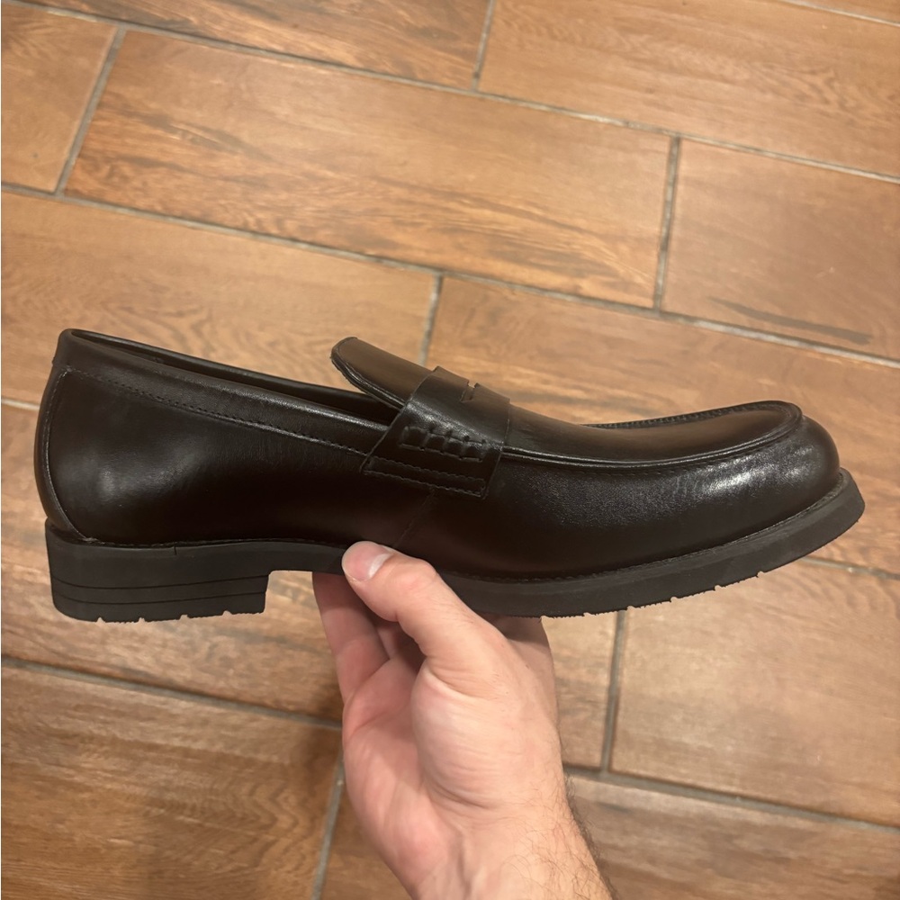 Elegant Black Leather Slip-On Loafers
